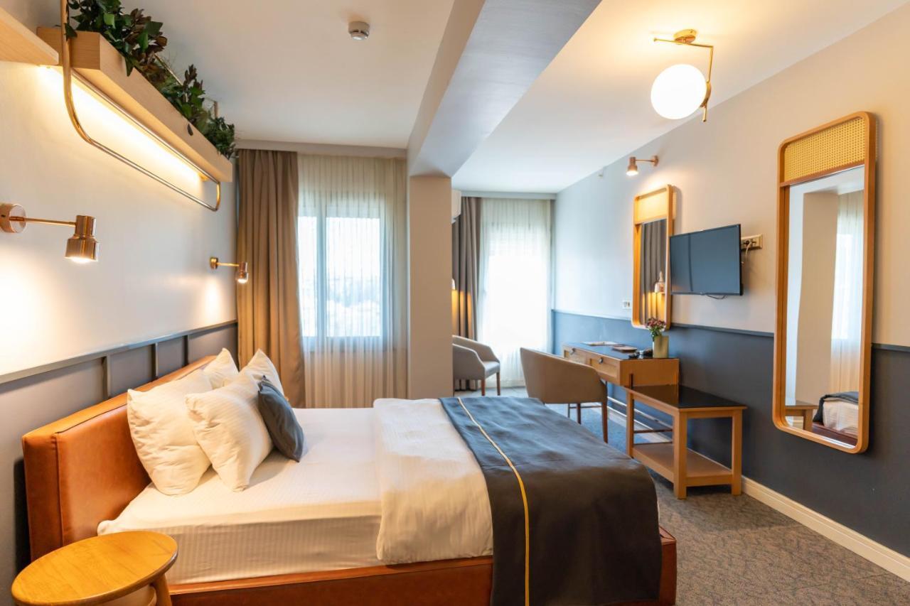 Viva La Vita Hotel Smirne Esterno foto
