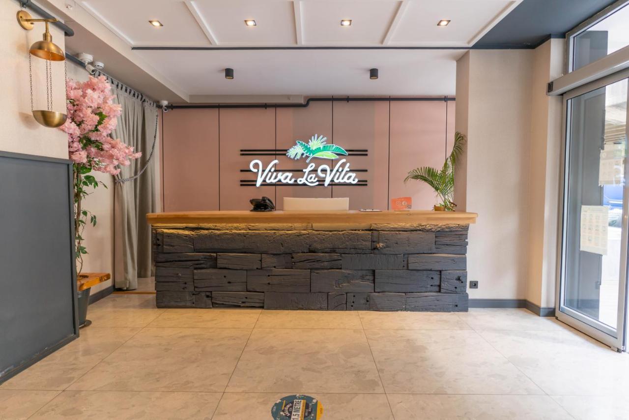 Viva La Vita Hotel Smirne Esterno foto