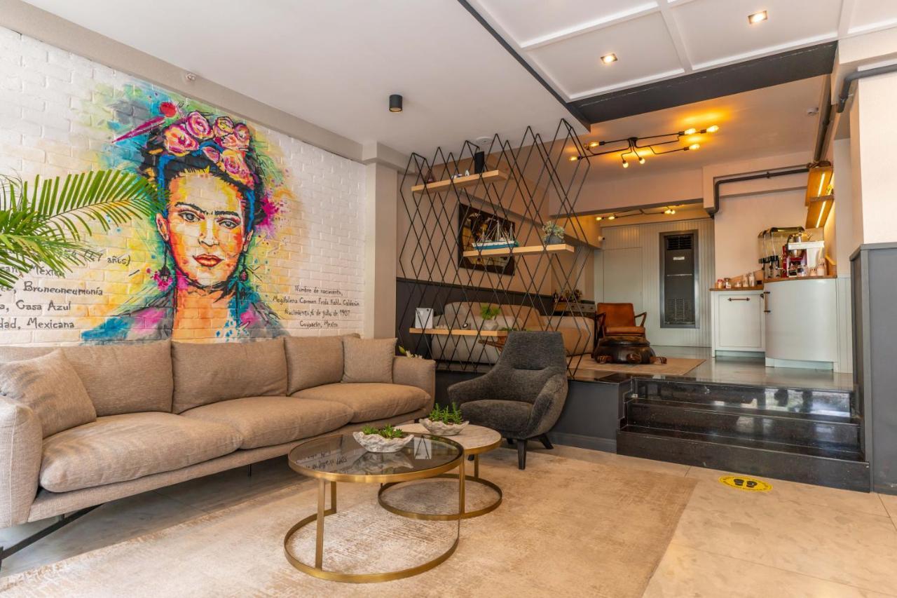 Viva La Vita Hotel Smirne Esterno foto