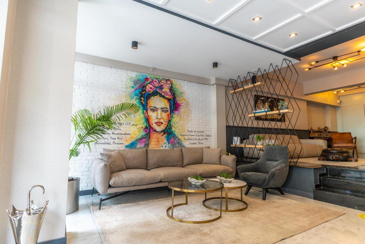 Viva La Vita Hotel Smirne Esterno foto